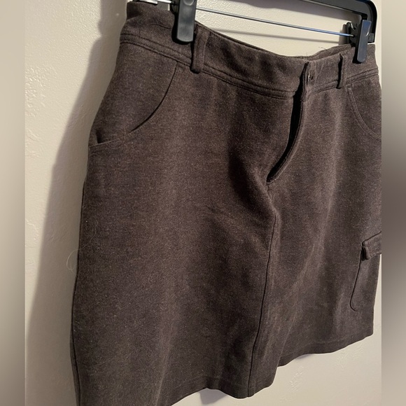 Duluth Trading Co. Gray Cargo Skirt - Picture 4 of 10